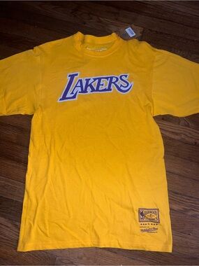 Mitchell & Ness NBA Jersey Script Los Angeles Lakers Gold Tshirt Size Large!